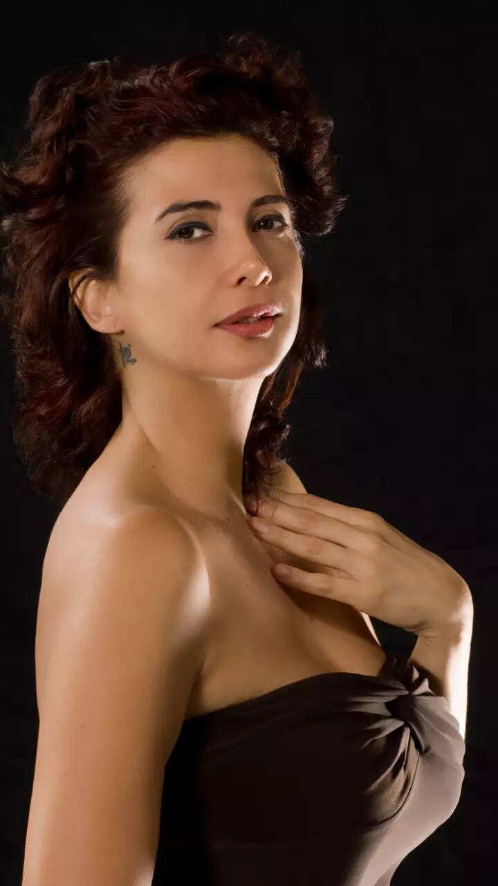 alex catania recommends Shayla leveaux brandy ledoux add oiled breast massage photo