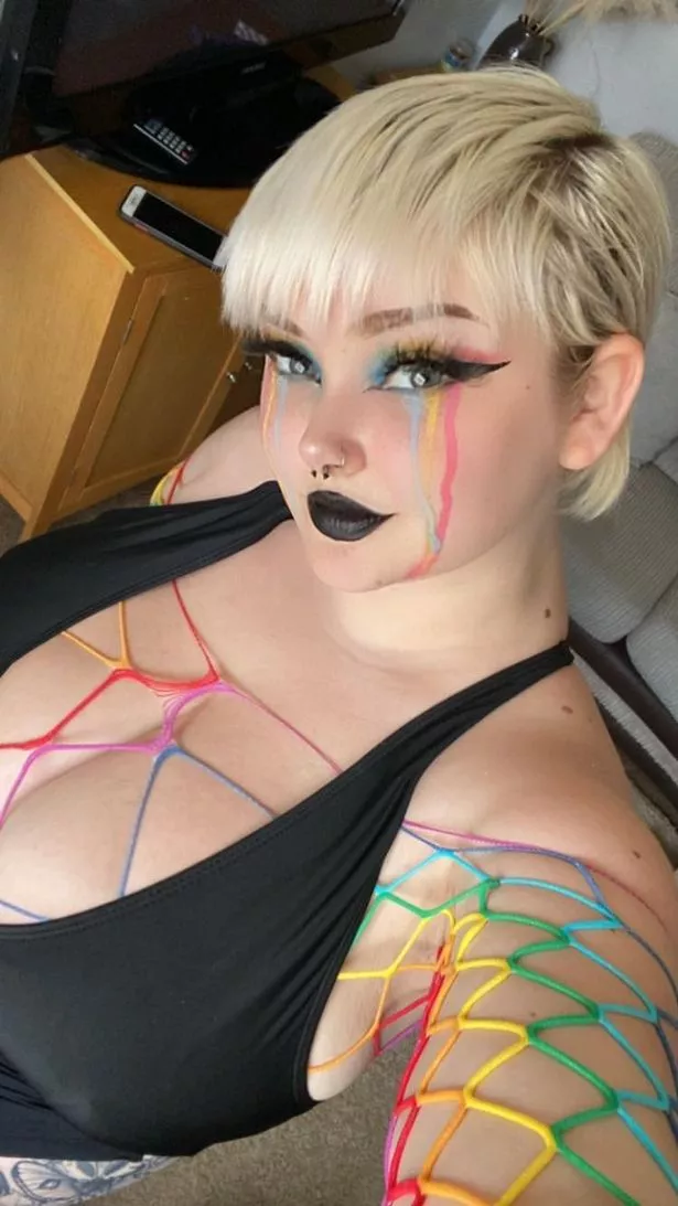 brittney barham add giant mom tits image