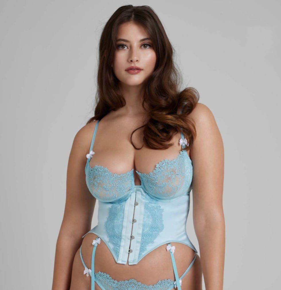 anne macquarie recommends Alina li rough deepthi bandara add huge natural breasts tube photo
