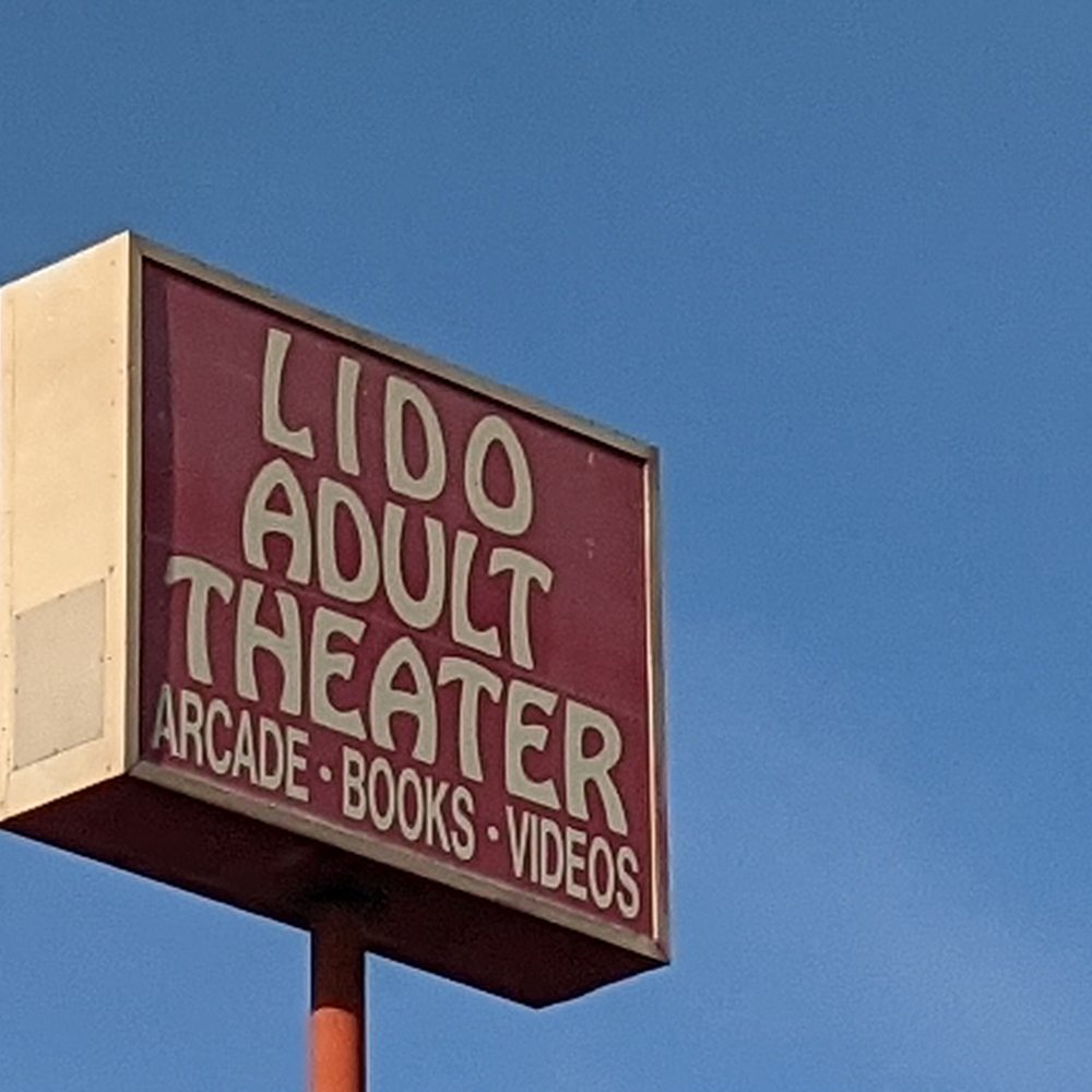 donovan hogan recommends Anal tubeporn celsa salazar add pornographic theater photo