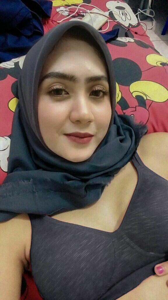Bokep Indo Live Omek alexis breeze creampie bolted on tits
