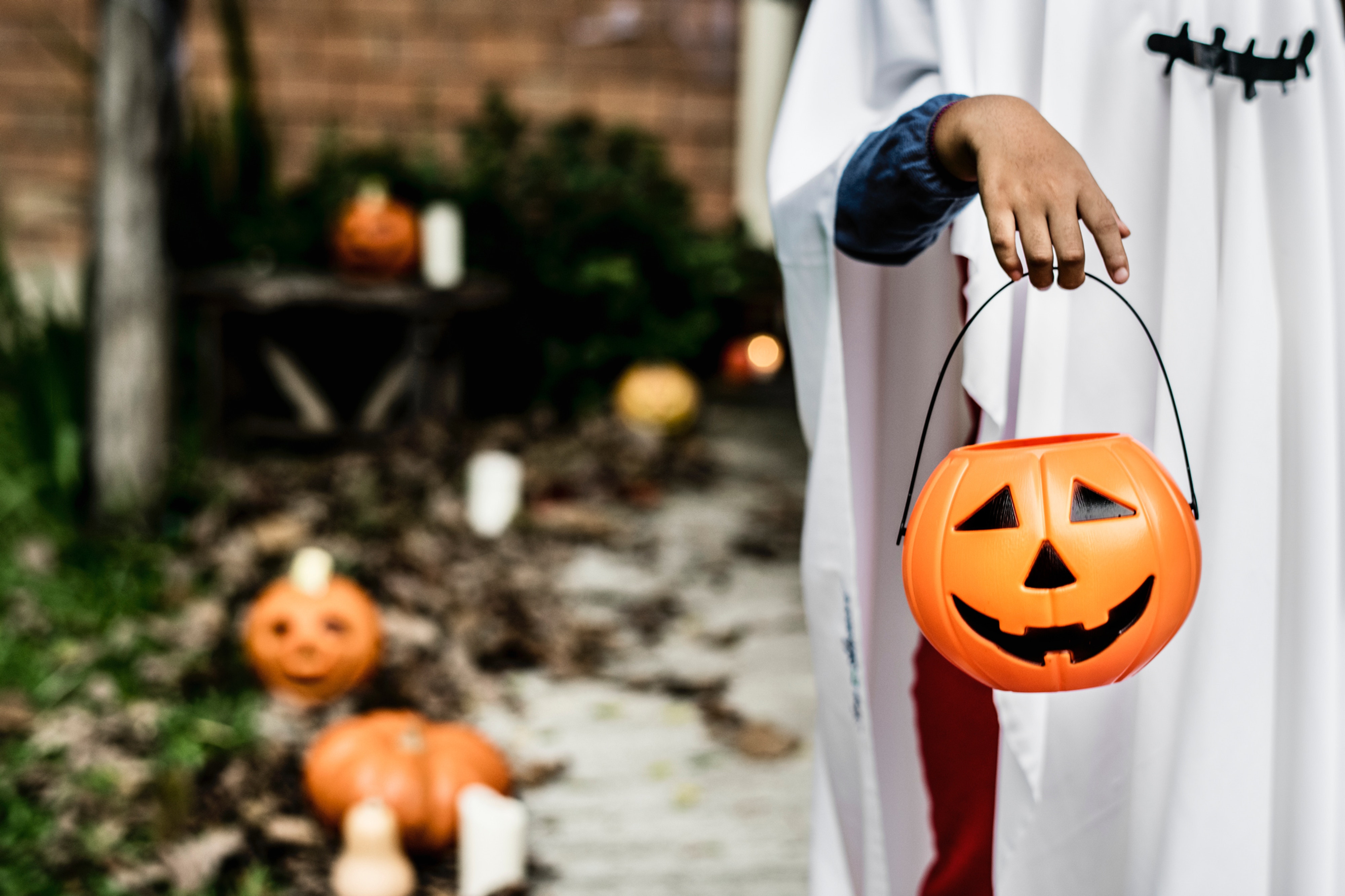 Trick Or Treating Dezmall black porn stepmom freeporn 1000