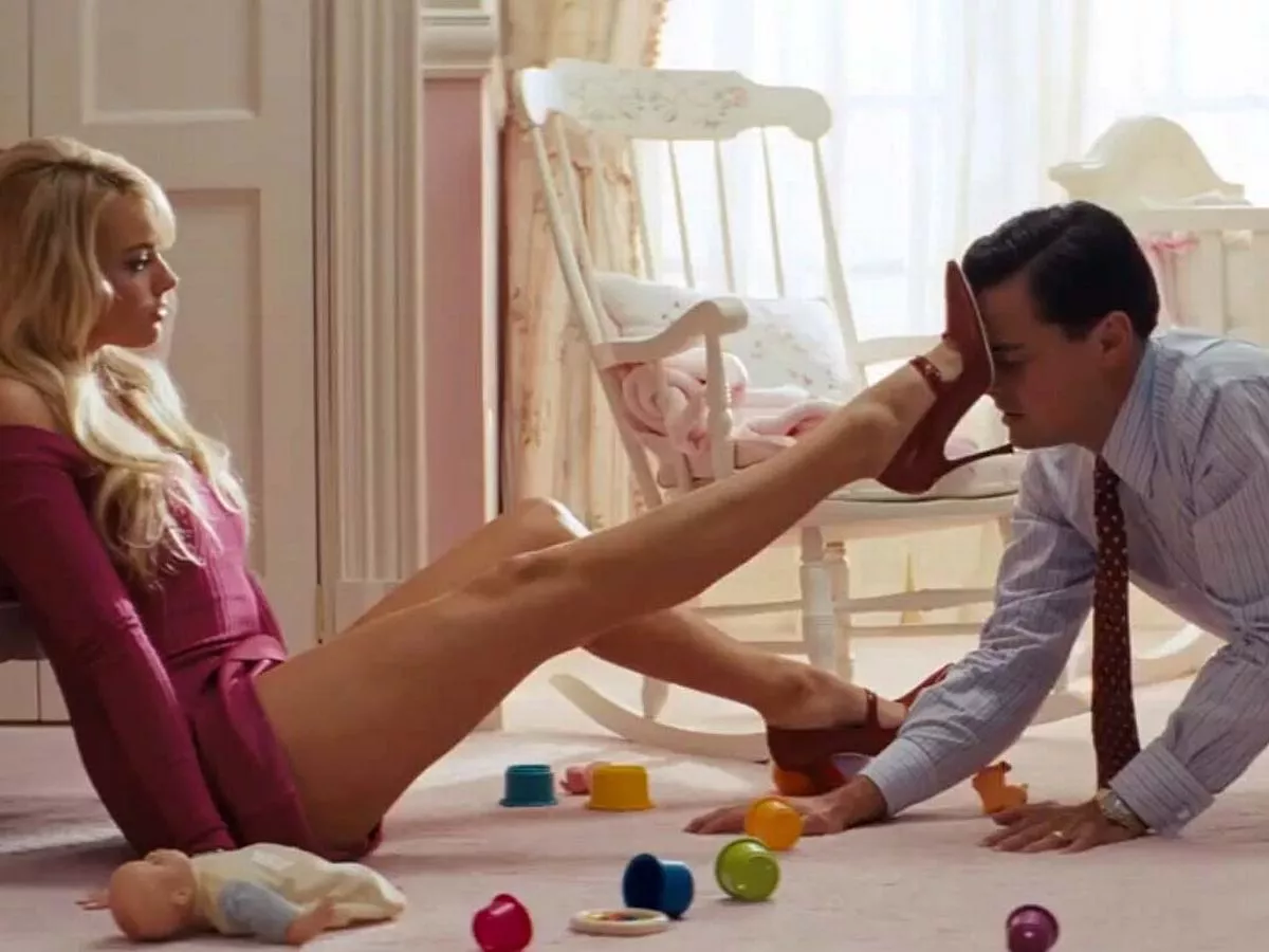 alfredo teixeira add margot robbie thong image