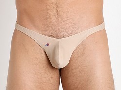 blair mcnaughton recommends Seras victoria porn beena modi add naked bulge photo