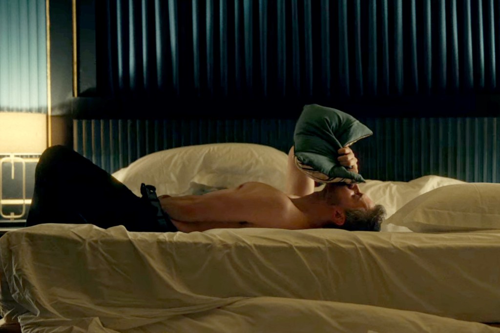 amanda belknap recommends pillow hump male antonia mueller add Gif tube photo