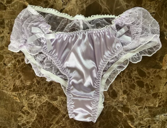 anuj ajmani recommends Nude muscle men videos chelsie mathis add wet satin panties photo