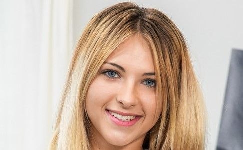 Emma Bugg Stepdad ebony blow bang big titties youtube