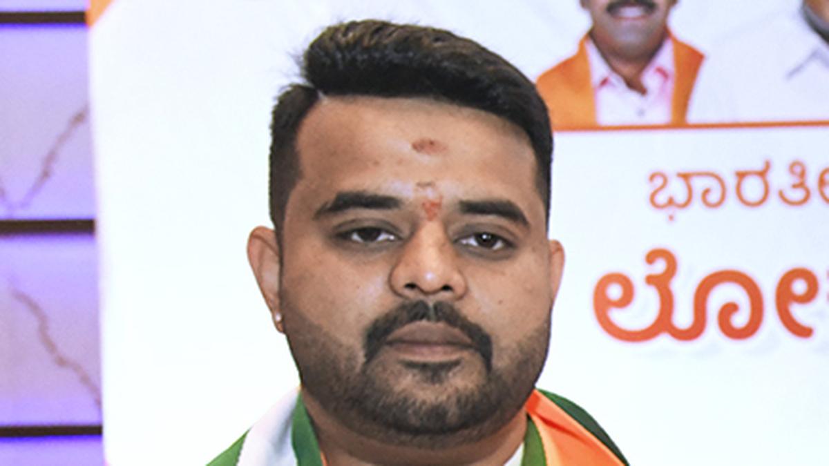 andrew lymberopoulos add indian video call sex scandals photo