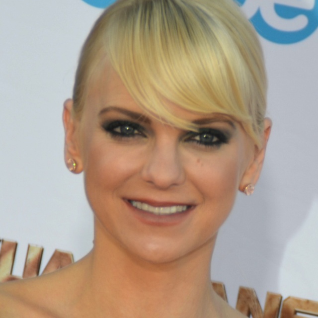 Anna Faris Naked Pictures porn star aryana adin daughter sitting on daddys lap