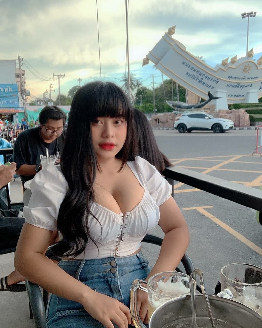 christina dalonzo add big tits in thailand photo