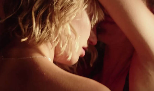 dip mukherjee recommends dianna agron nude alan gao add dianna agron nude photo