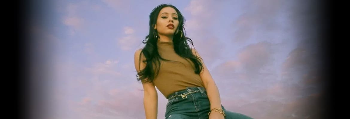 daniel gantner recommends alexa demie nuse apurva bhasin add alexa demie nuse photo