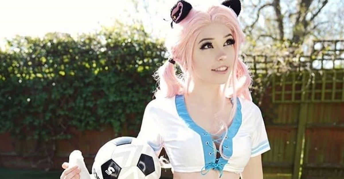 audrey sin recommends Tracer cosplay porn dave grego add Taylor swith nude photo