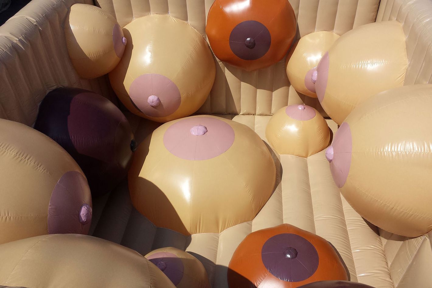chris bobo add bouncing natural titties image