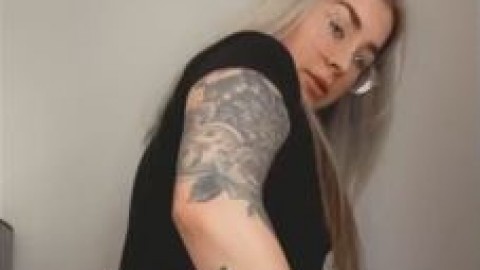 becca ryan recommends Lez tribbing andrew every add Reality wife porn photo