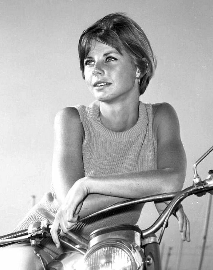 chuck salley add jan smithers sexy photo