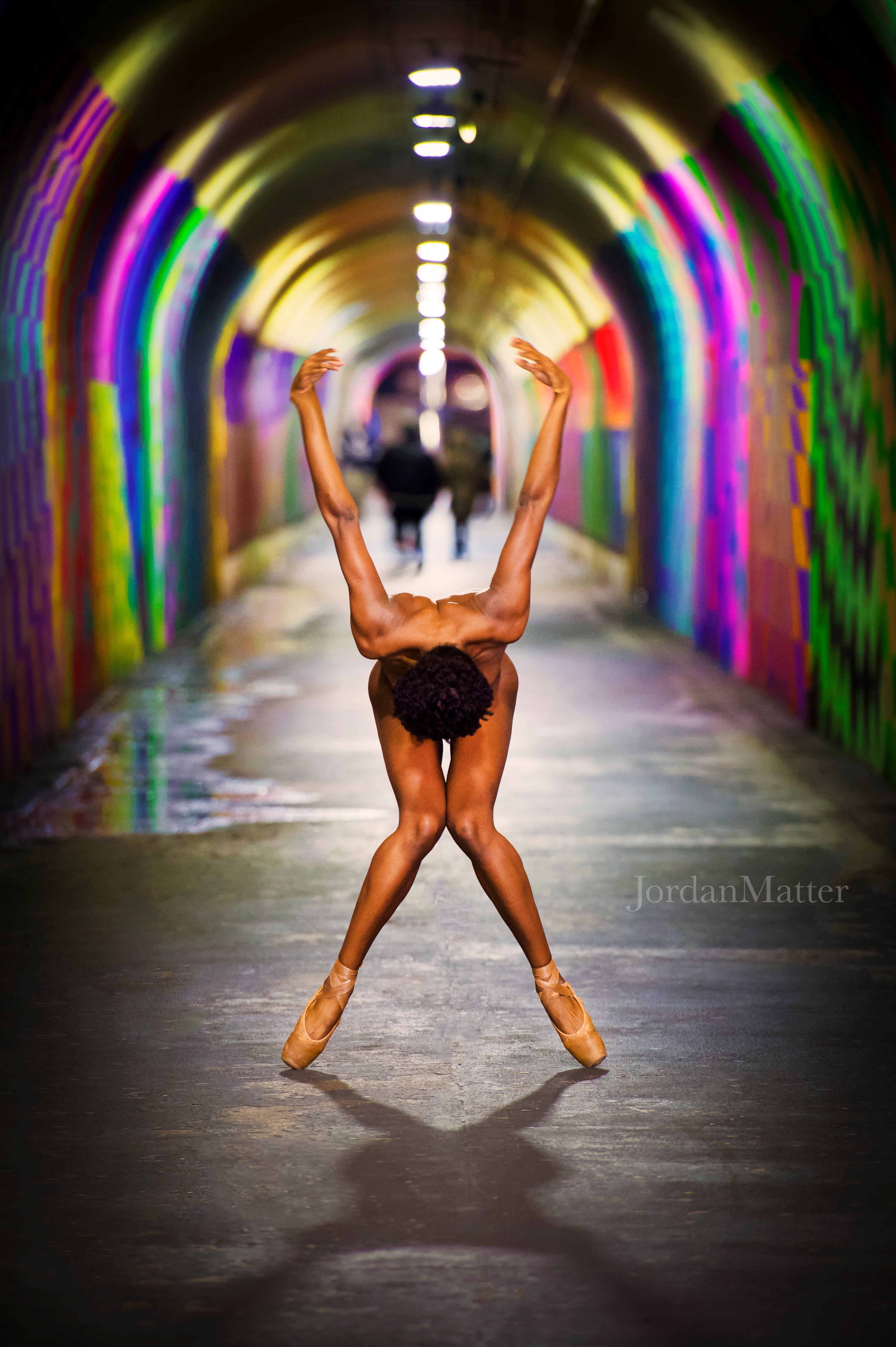 aguz hidayat add black naked dance image