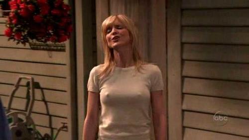 adrienne renaud add courtney thorne smith mude image