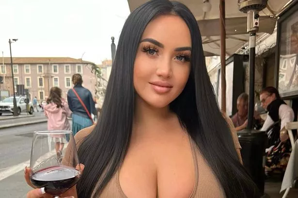 ajaz siddiqui recommends mexico big tits daniel shown add Bokep ngintip indo photo