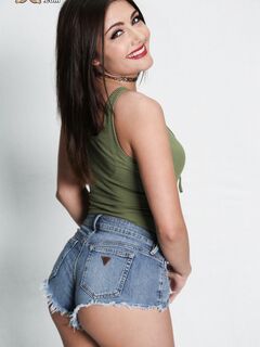 Rae Gloryhole victoria price porn lesbian foot worship videos