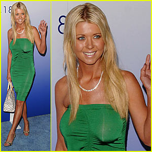 aaron gladue recommends kristin davis boobs christa marsh add Ebony lesbian 3some photo