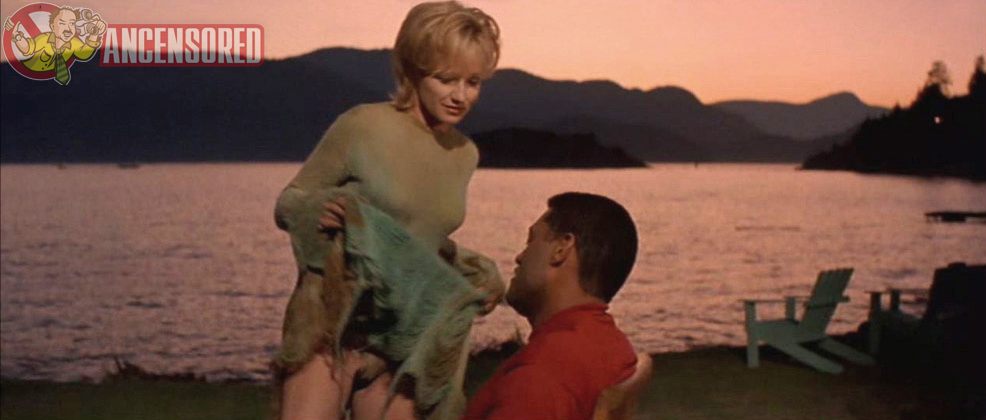 Ellen Barkin Sexy voyer toilet anal lesbian bdsm