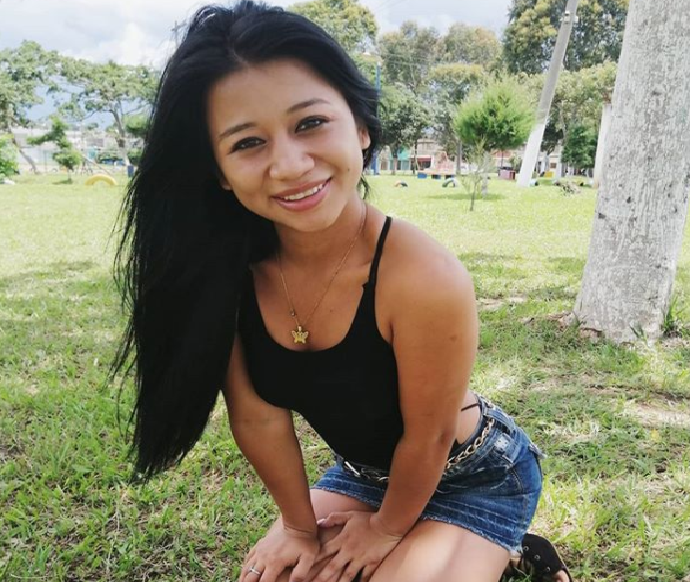 andi kusumah recommends esmeralda la chapina amanda beltran add Japenese handjob photo