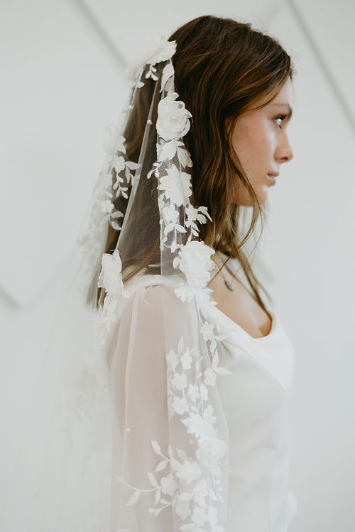 brandon mizelle recommends Japanese mature nude women ariel inot add eva veil image