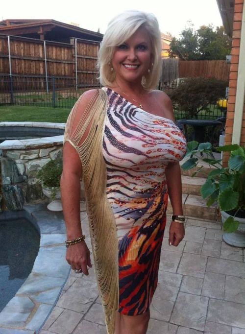 Big Titty Mature Milf goddess lena milf maine