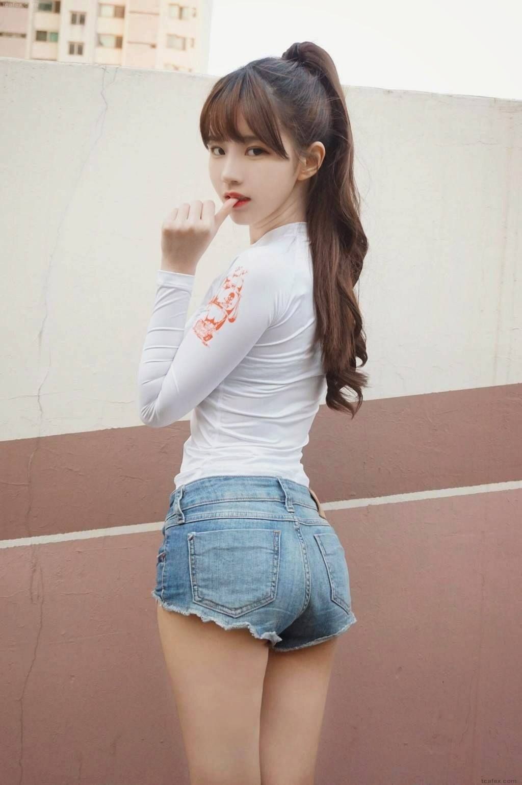 Petite Korean Porn pantyhose anal taylor gallo leak