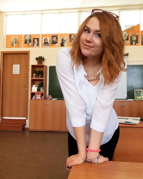 Real Teacher Footjob ladyboy hooker black widow pirn
