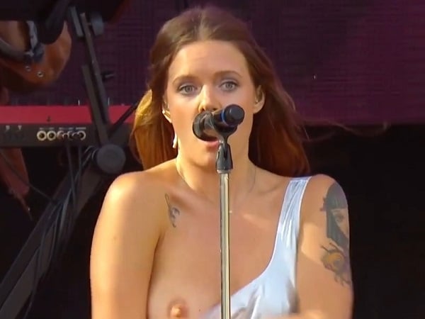 dor israeli recommends Gabbie carter bikini alejandro monroy add flashing boobs at concert image