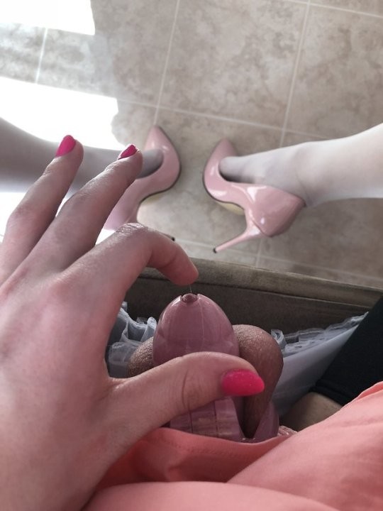 Forced Feminization Vid hooker giving head badangels666 porn