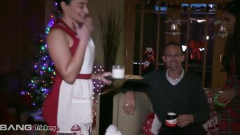 david lynde add gianna dior santa photo