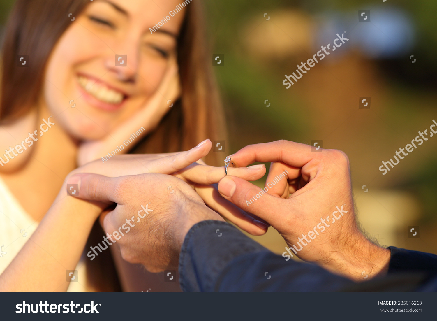 dawn folts recommends girlfriend finger alycia spencer add girlfriend finger image