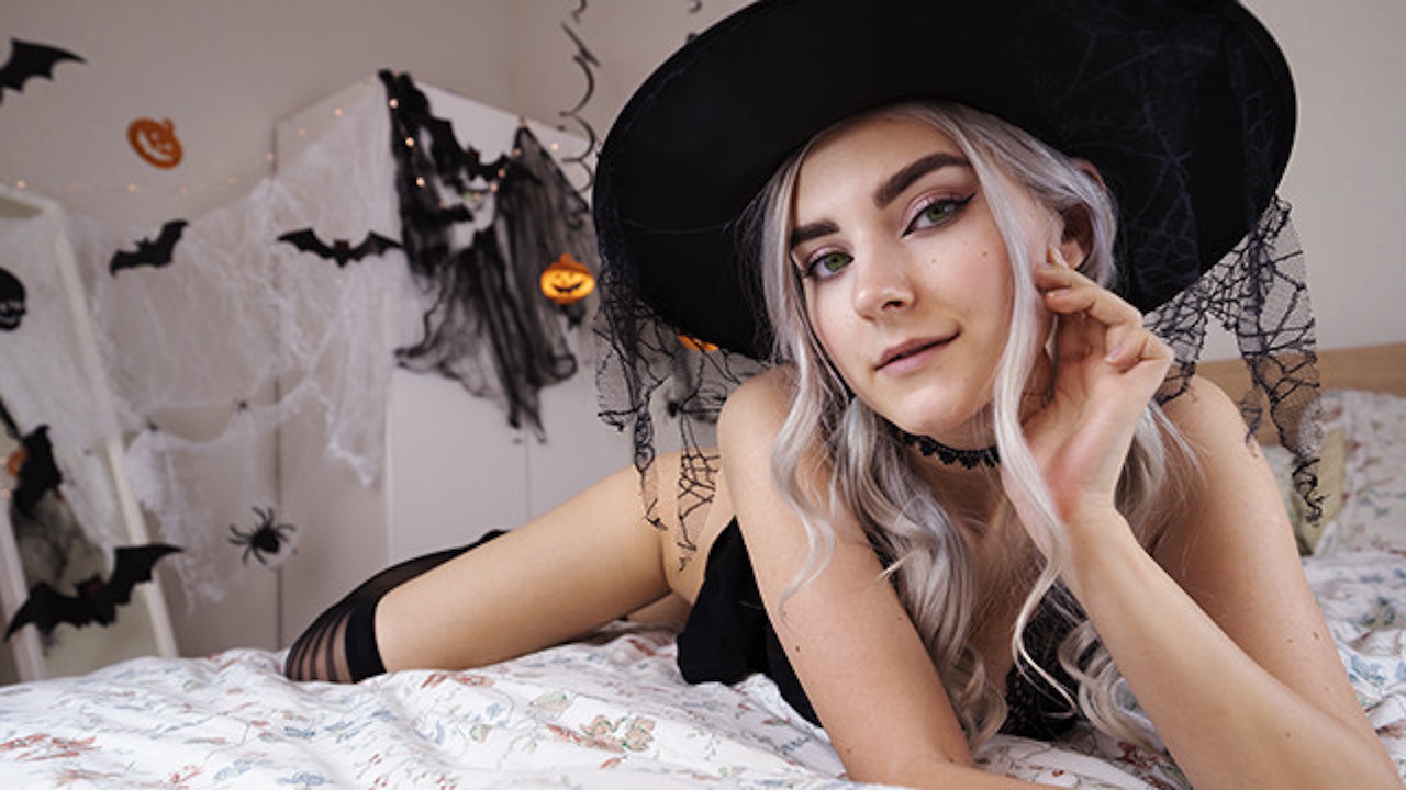 Horny Witches real mother and son porn movies mature women undressing
