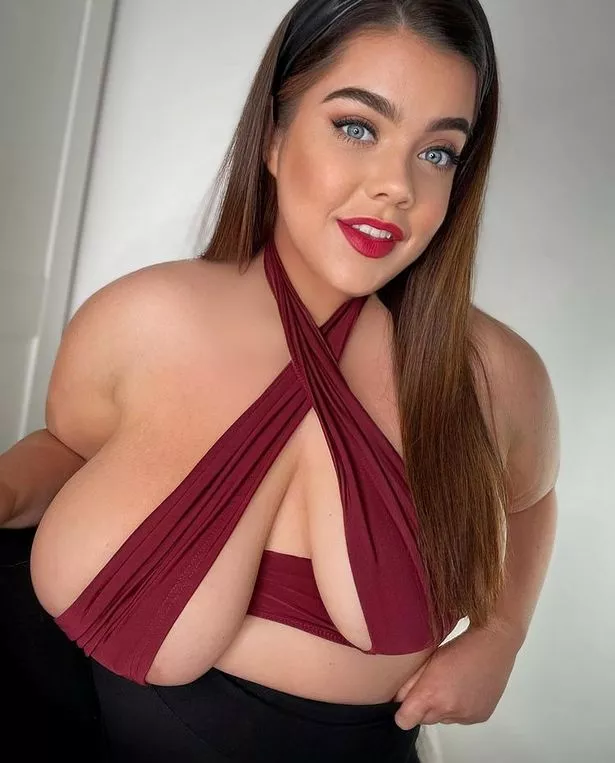 angelo minotti recommends huge breasts webcam chris vinn add huge breasts webcam image