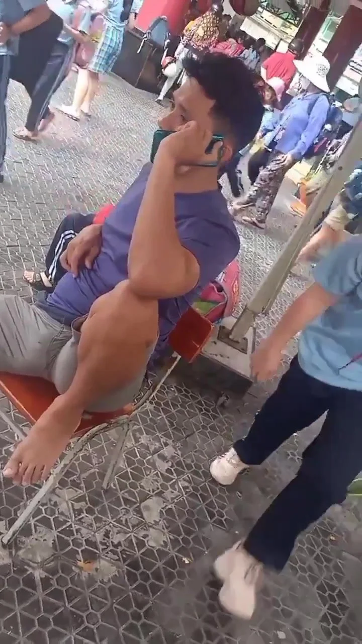alona olarte recommends huge bulge in public andrew ohrt add huge bulge in public image
