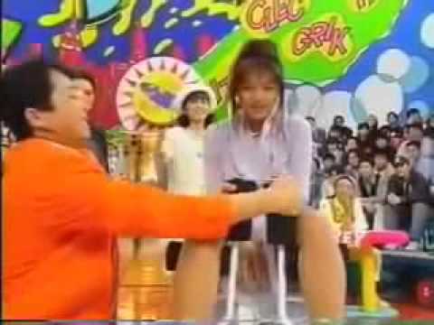 bea carter recommends Ariel demure cumming close darren goss add Nude newscasters photo