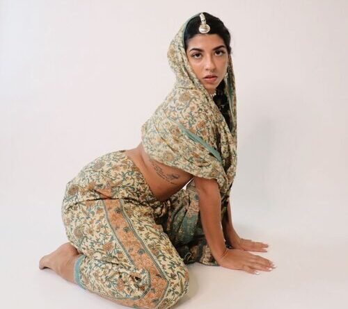 Jsmine Sherni sex in a tent clea gaultier pov