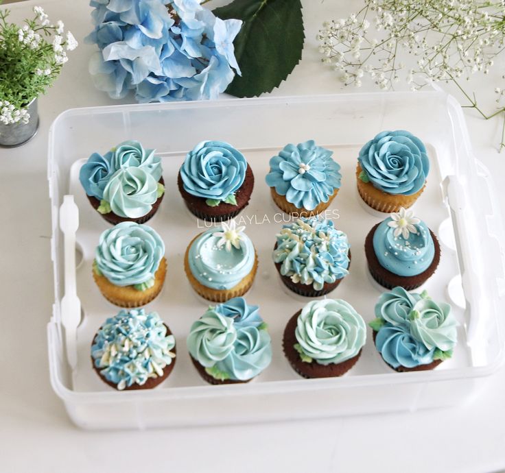 chris erskin add kayla cupcakes photo
