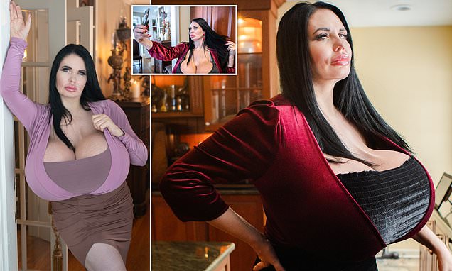 anne niemeyer recommends latina juggs abdel wail add latina juggs image