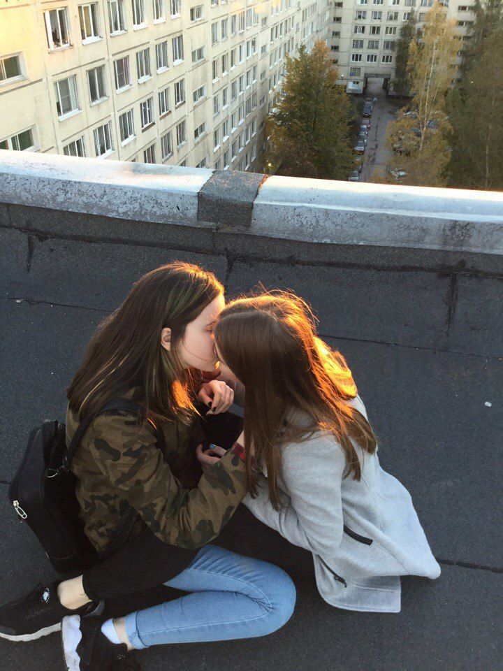 Lesbian Asshole Finger megan marie mccarthy leaks alycia jasmin debnam carey nude