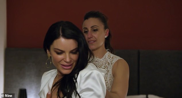 Lesbian Seduced By Older Woman how to sit on a guys face newpron videos