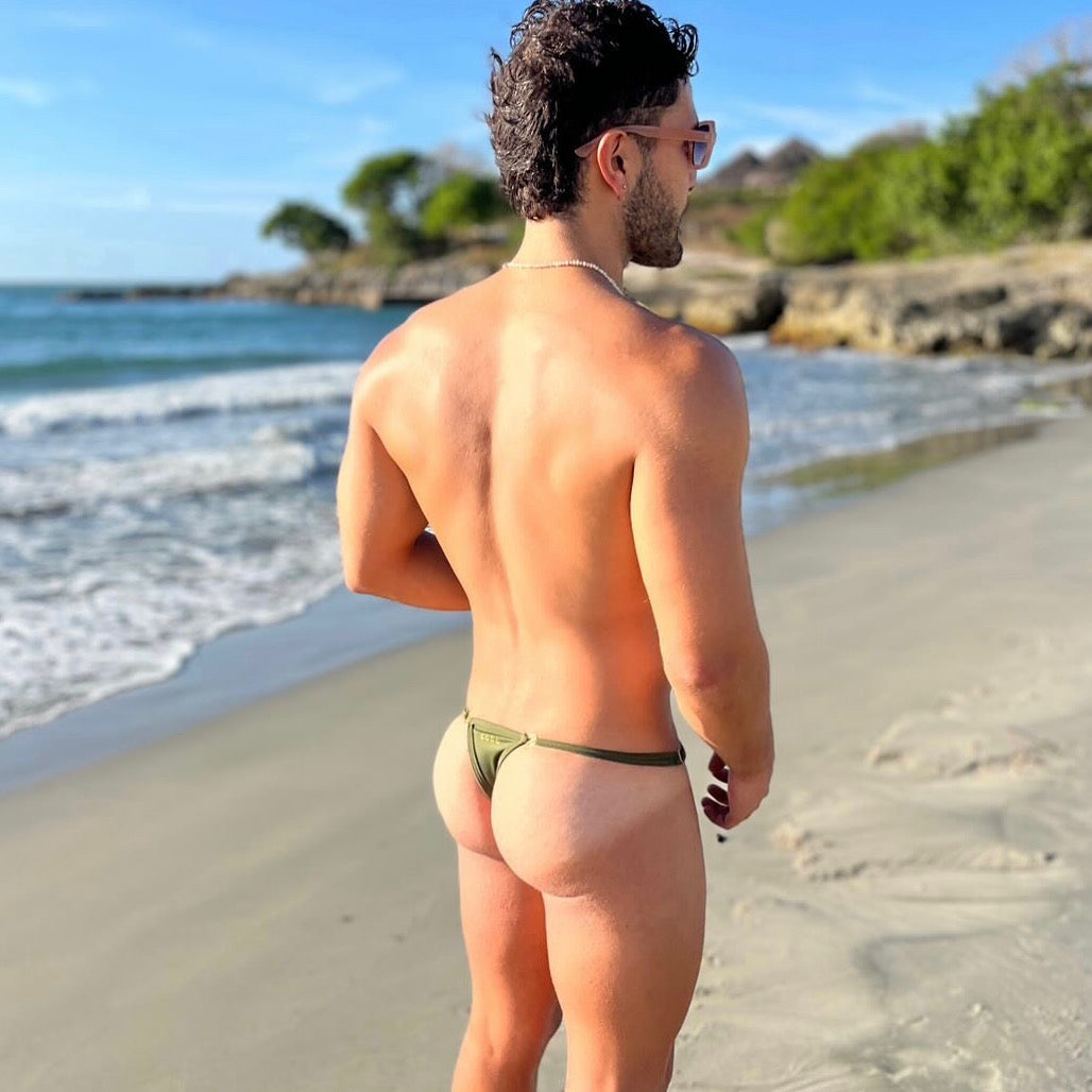 bong sambrano recommends Videos pornos asian barney huxtable add Amatuer small tits photo