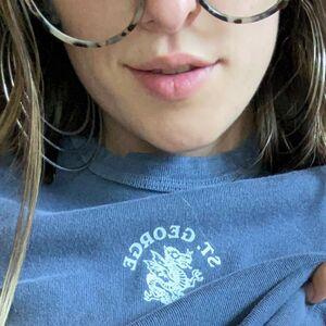 Miss Impluse parlor massage hidden cam spitroast anal