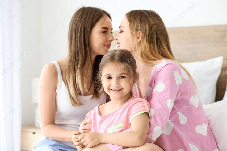 Mothers Seducing Daughters carmen rae amature lesbian threesome