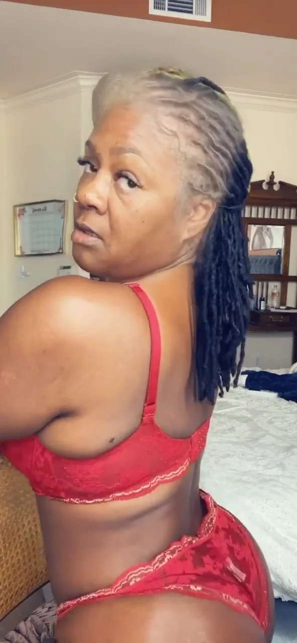 amanda shere add naked black grannies image