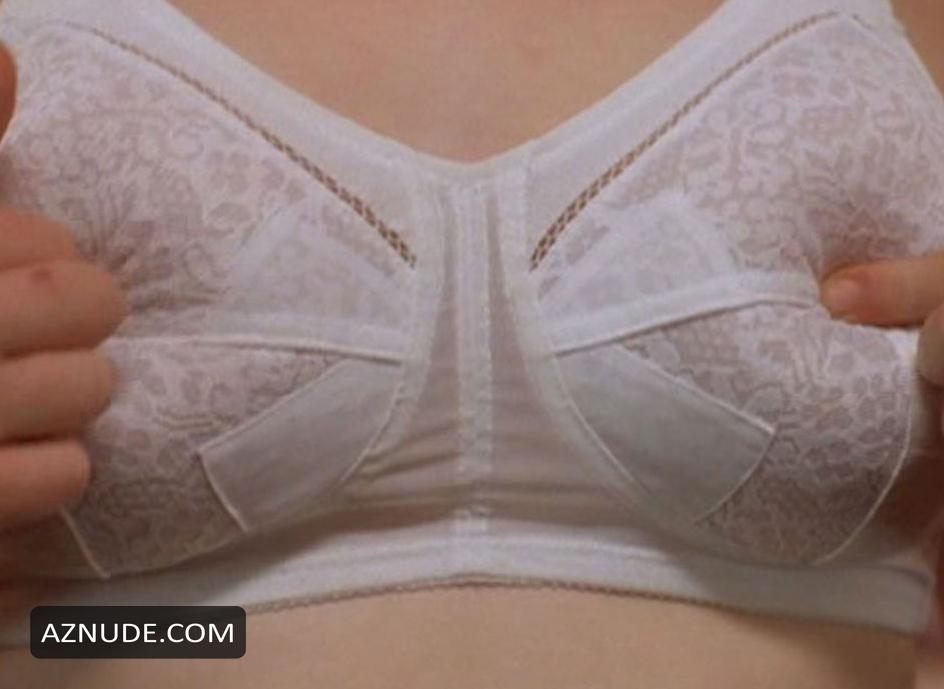 Natasha Lyonne Tits grandpa bangs teens lesbisn squirt