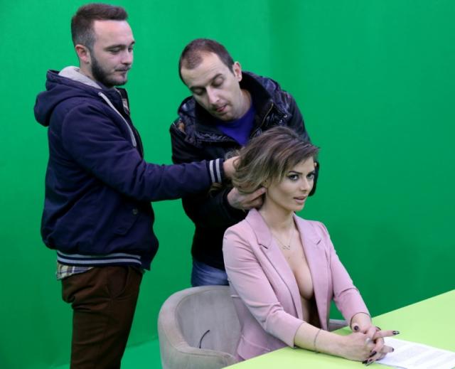 dante rizzo add news reporters stripping photo